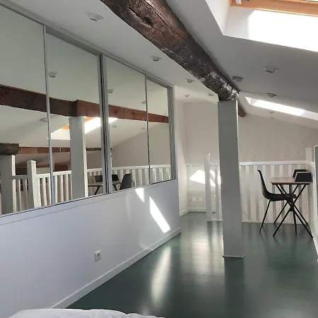 Appartement Duplex Old Town & *